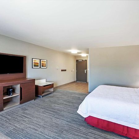 Hampton Inn Gardner Dış mekan fotoğraf