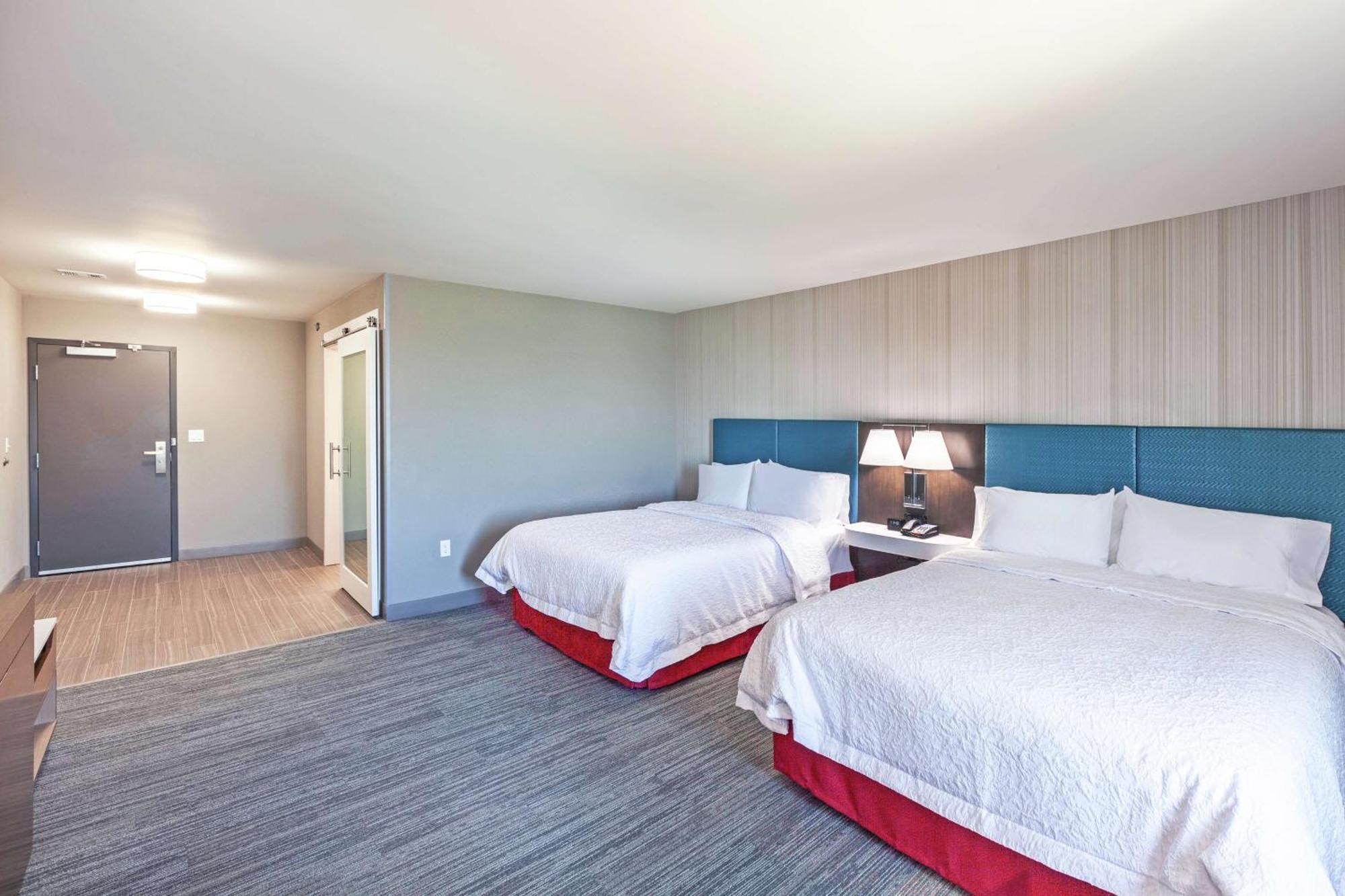 Hampton Inn Gardner Dış mekan fotoğraf